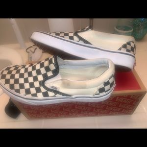 CHECKERED SLIP ON VANS